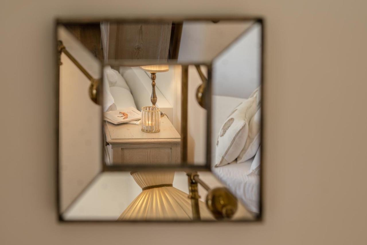 Casavostra - Ambience Suites Ostra Vetere エクステリア 写真