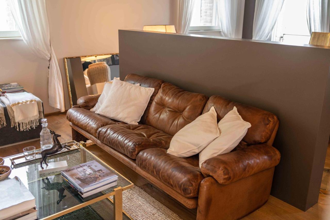 Casavostra - Ambience Suites Ostra Vetere エクステリア 写真