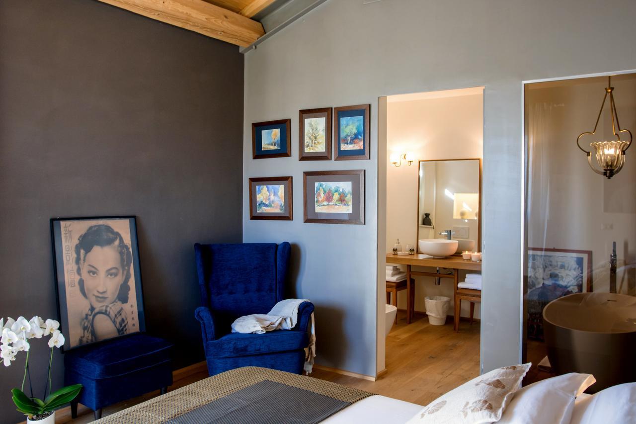 Casavostra - Ambience Suites Ostra Vetere エクステリア 写真